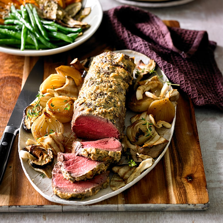 Roast beef fillet with horseradish and mushrooms