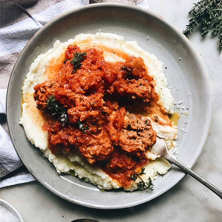 Meatballs with cauliflower puree