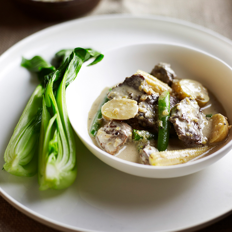 Slow simmered lemongrass coconut beef