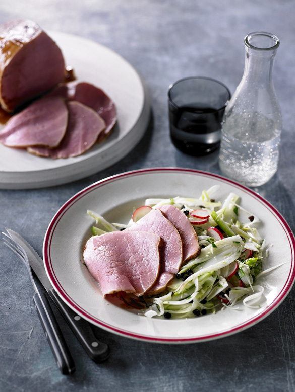 Balsamic corned beef with Italian fennel & radish salad recipe