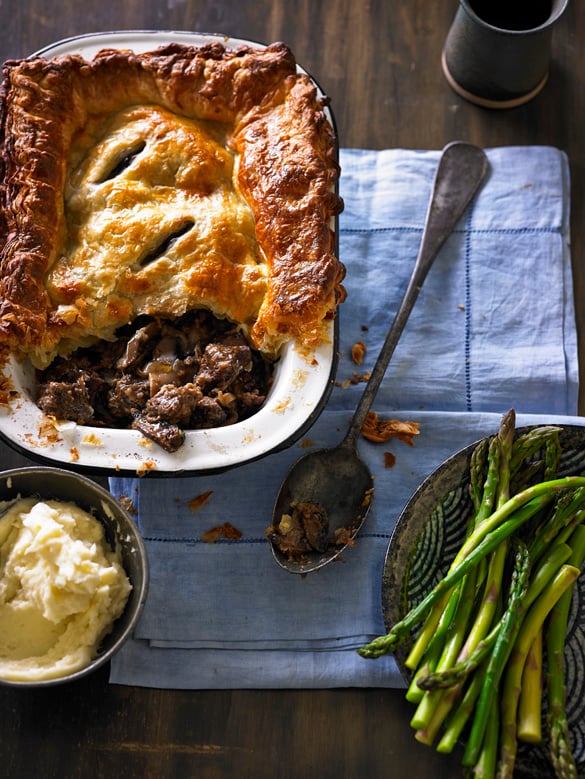indtil nu Sætte Det Beef and Portobello mushroom pie recipe | Australian Beef - Recipes, Cooking Tips and More indtil nu Sætte Det Beef and Portobello mushroom pie recipe | Australian Beef - Recipes, Cooking Tips and More