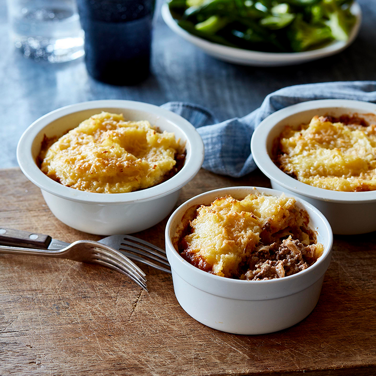 Diane pies with parsnip mash