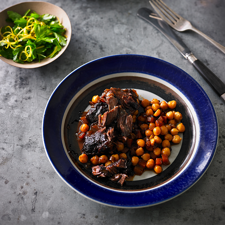 Braised beef cheeks with chick peas